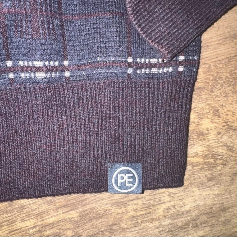 Perry Ellis Navy Plaid Crewneck Sweater